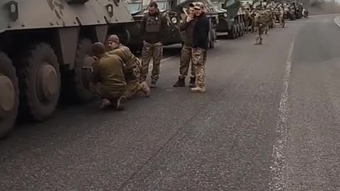 Does Anyone Have a Jack?(Convoy of Ukrainian Armored Vehicles)