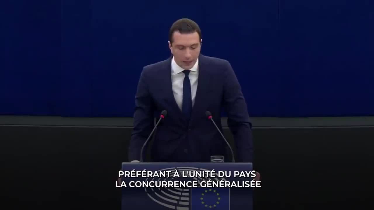 Macron a nouveau HUMILIER au parlement EU !!