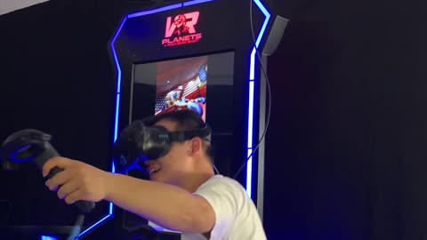 The combination of VR technology and boxing makes the game exercise both correct.