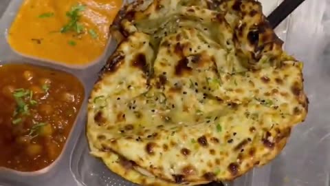 Chur chur naan plater