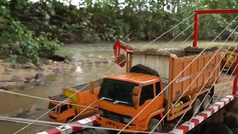 mobil truk dump Rc full muatan