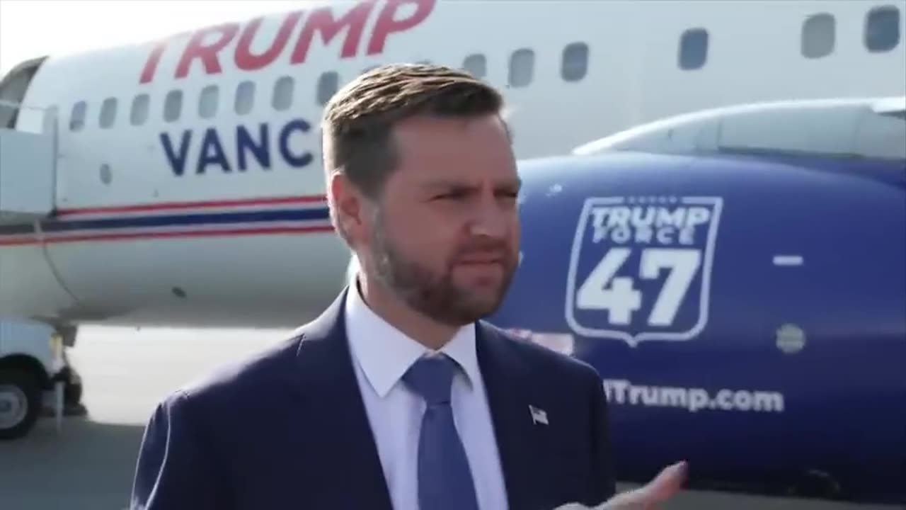 JD Vance lands in Nashville, responds to new Trump indictment