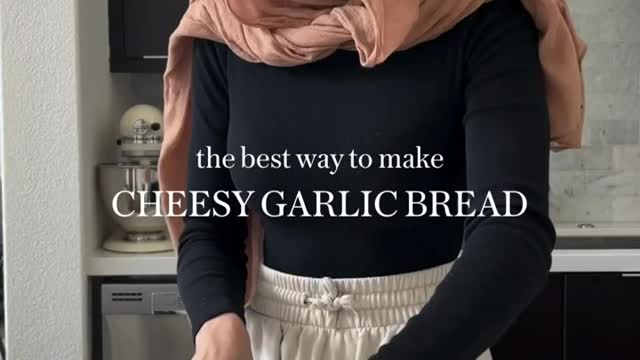 cheesy garlic bread