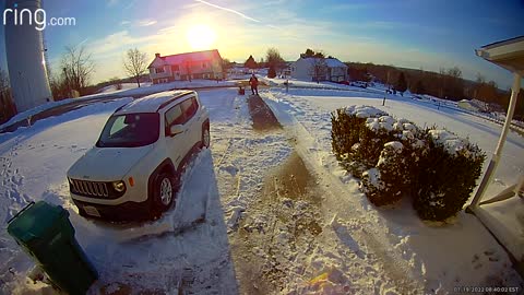 Guy Slip an Fall on the Ice While Using a Snow Blower Then Adorable Kid Asks if He’s Okay