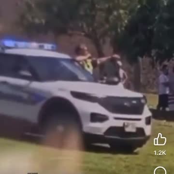 Maui Police Officers Shut Down a Food Distribution Hub For the People Who Needed Help!