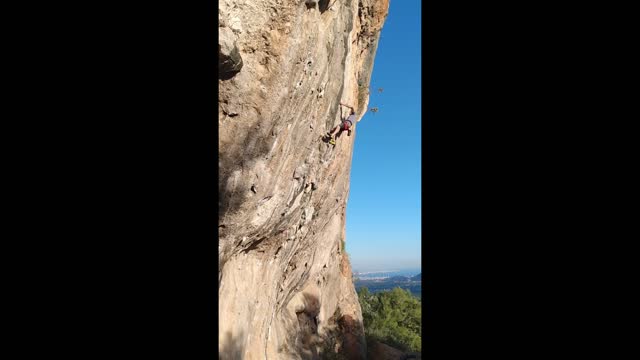 Remy Climbing Metallica 8a