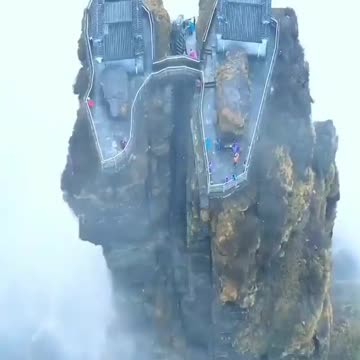 Amazing twin temples in China at an altitude of more than 2000 meters