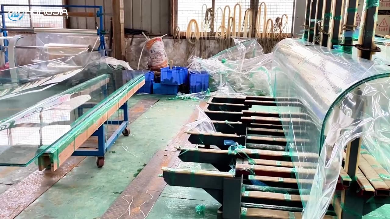 Curved Tempered Laminated glass