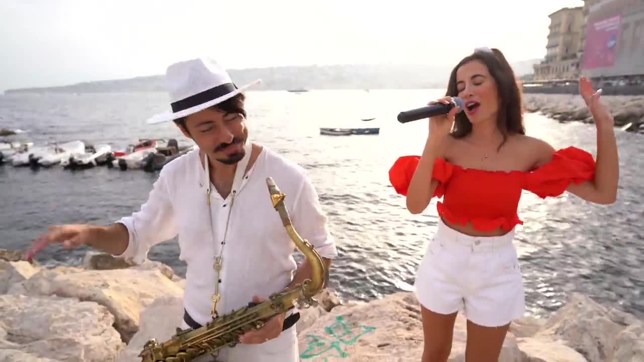 Señorita - Daniele Vitale ft. Benedetta Caretta (Sax & Voice)