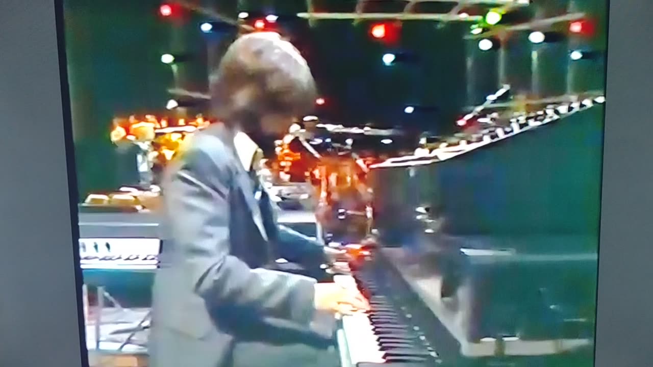 Dobbie Brothers Taking It To The Streets 1977 Live