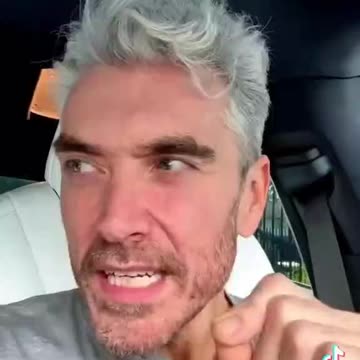 Hollywood Insider Gets Red Pilled, Questions All His Beliefs