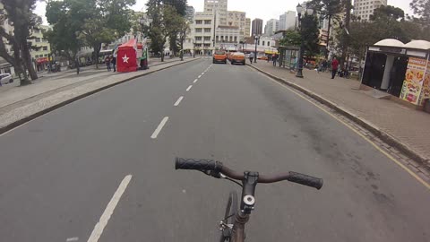 Gear fixaatacado pelas pombas