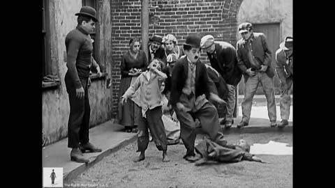 Charlie Chaplin - The Kid - Fight Scene