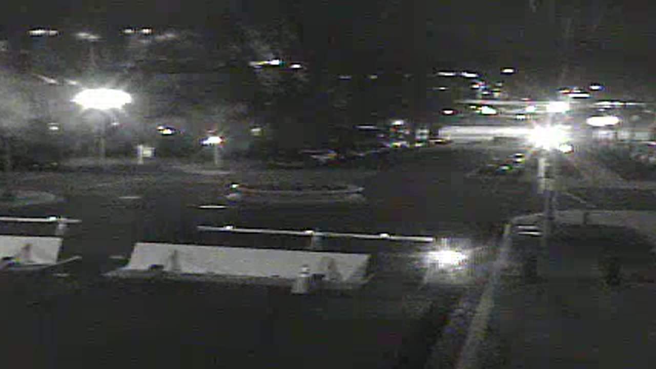 0753QSE00SCap-DSE_2021-01-05_00h00min00s213ms.mp4