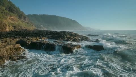 Ocean see waves_Drone Aerial waves_freestock foot