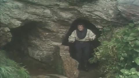 Tripods Season 1 Episodes 2 & 3