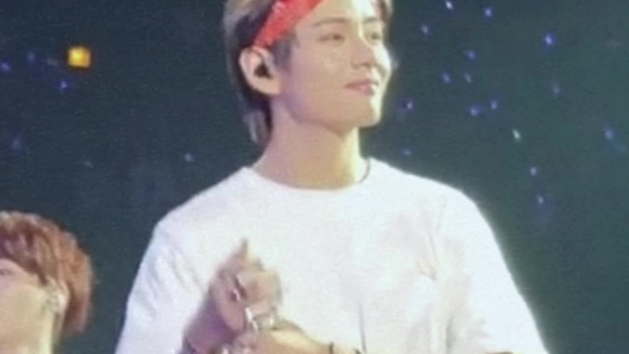 Taehyung ending celebration 🥺