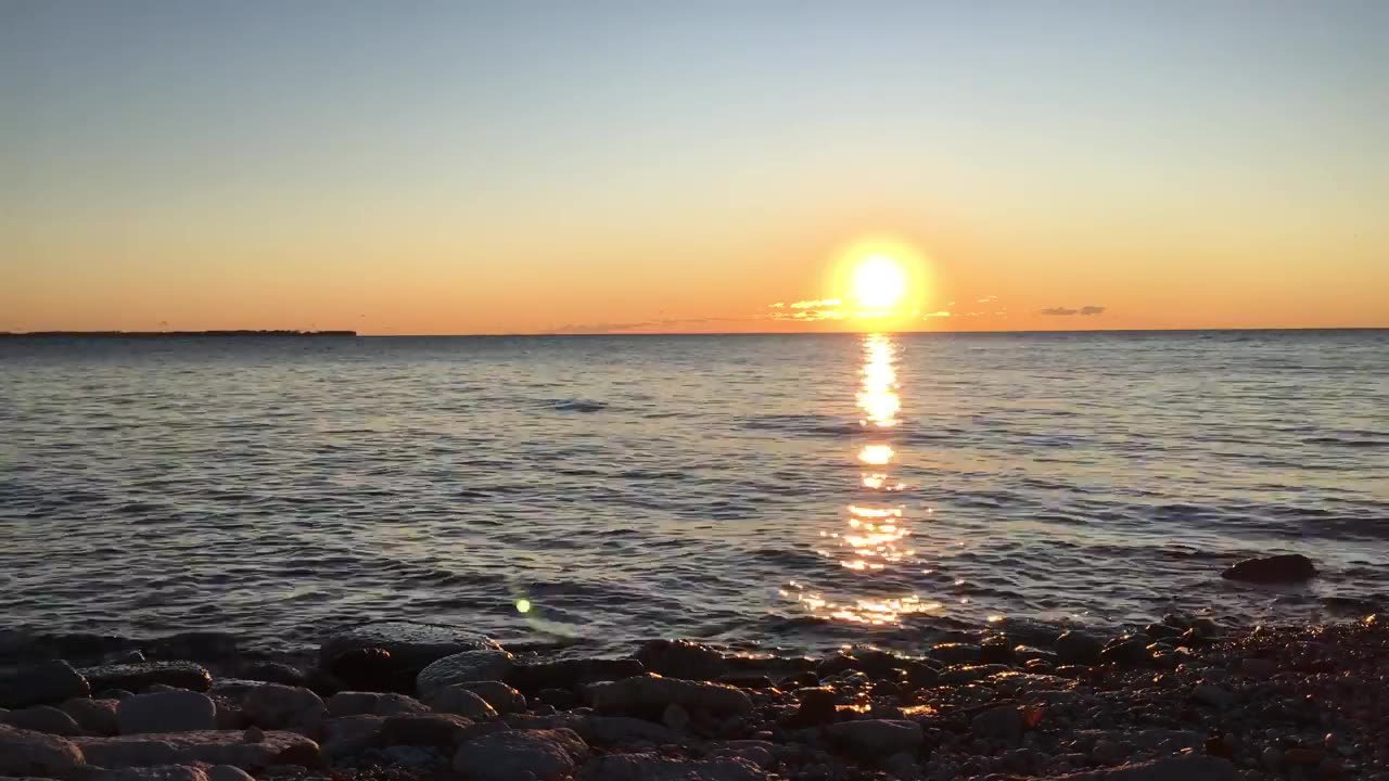 Relaxing Ocean Waves With Sunrise In Toronto (Relaxing Videos)