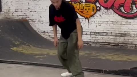 AZE0000 has a unique perspective on the game of mini ramp 👀