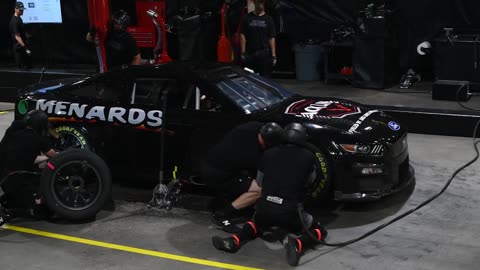 2 crew unleashes their wild side.