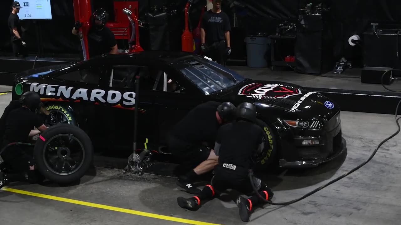 2 crew unleashes their wild side.