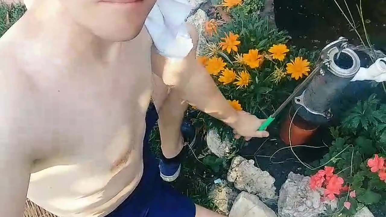 Faraon pompuje wodę z Nilu