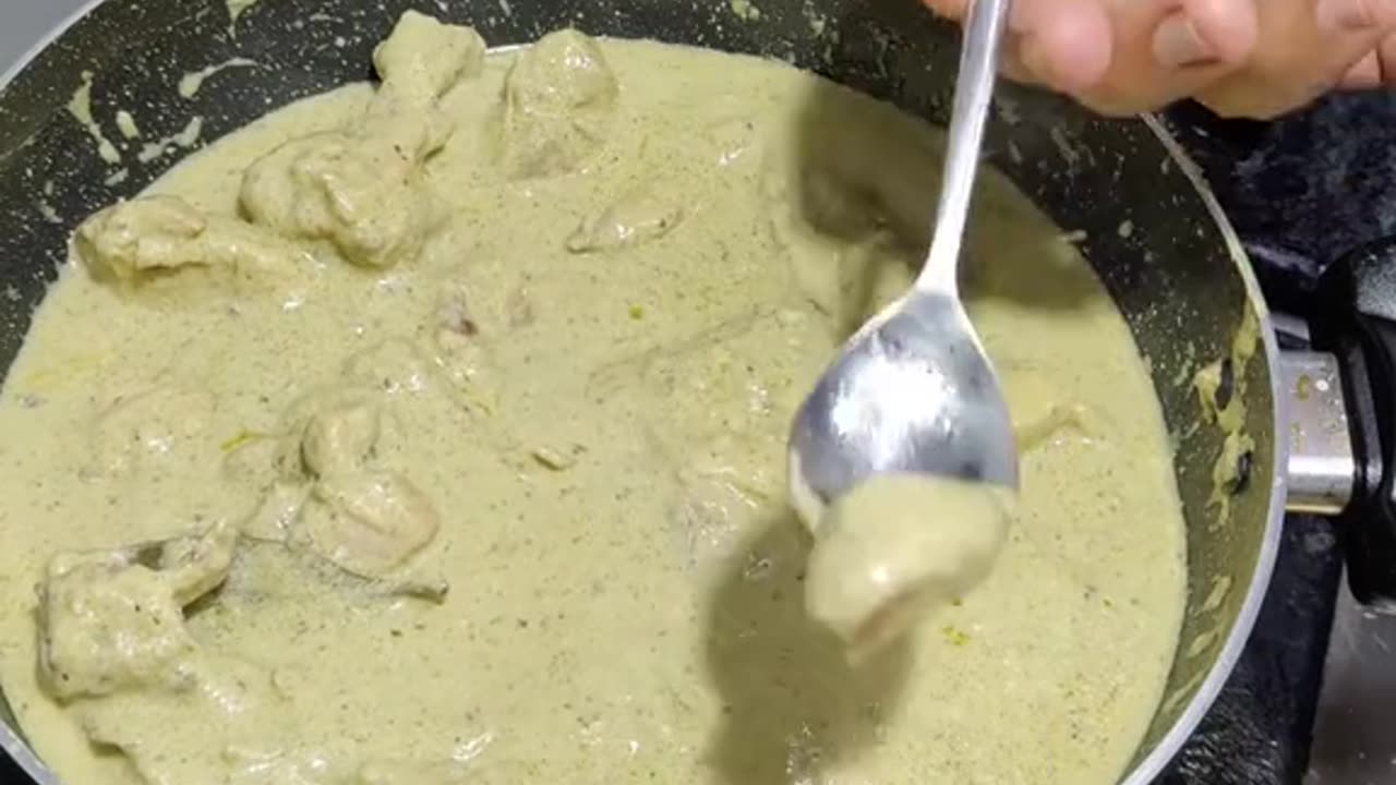 Afgani Chicken Green Malai Boti