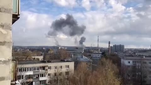 Útok na dodávky západních zbraní ruskými raketami ve Lvově 17.4.