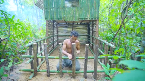 Build Bamboo Swimming Pool Under Bamboo Villa by Ancient Skills