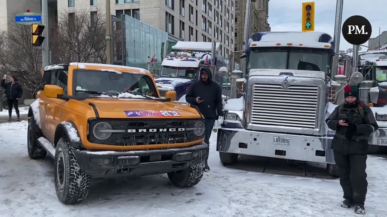 Freedom Convoy // An incredibly well-guarded snow fort in Ottawa