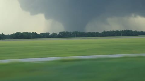 RAW Storm Chase footage - Abilene/Chapman Kansas Tornado May 25, 2016.