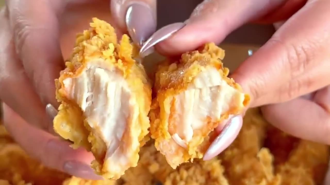 Chicken 🐠 Fried 🍤 Eating ASMR#asmr #shorts