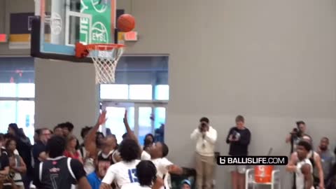 Bronny James Gonna Be In The NBA With Lebron After Heats Up Using Amazing Dunk !