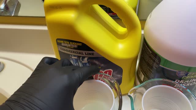 Drano Max Gel Versus Green Gobbler -- Flimsy Plastic Cup Edition on Monday, 12/19/2022