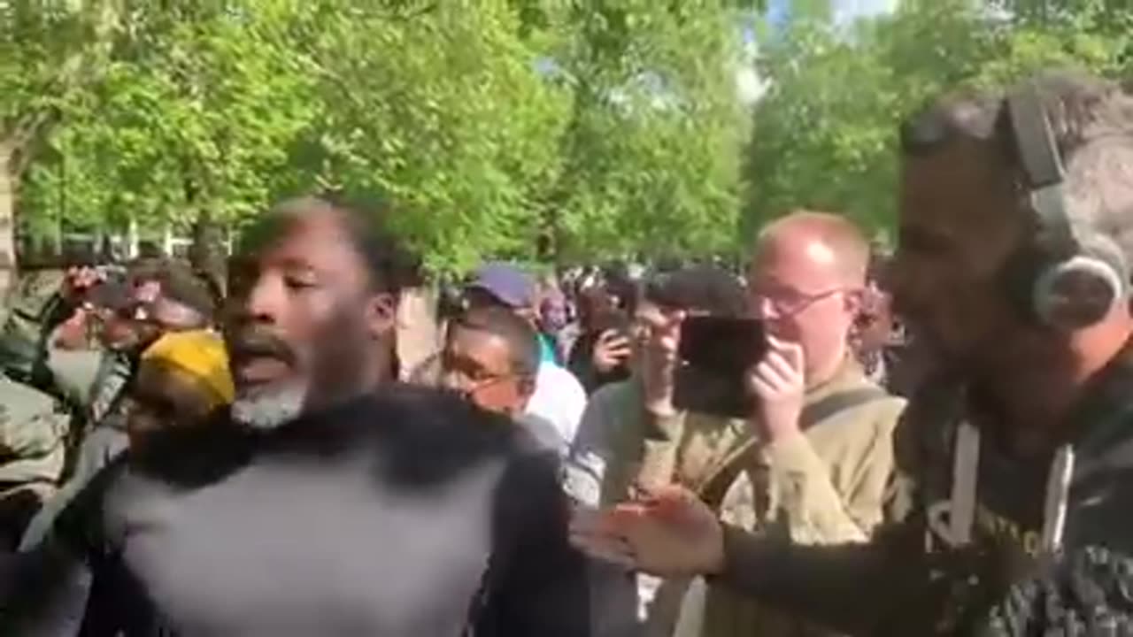 YAKUB, KANE (DCCI) MUSLIM MAN HEATED ARGUMENT! AGE OF AISHA - speakers