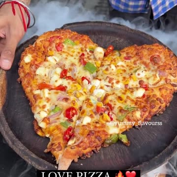 Love Wala pizza 😜❤️