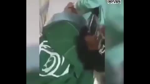 Pourquoi ne voit-on pas ces vidéos au 20h de Pujadas ?