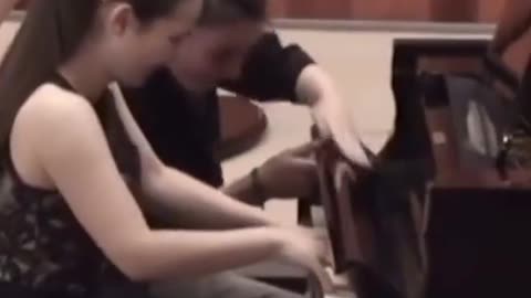 Piano play fail