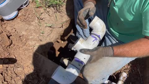 Solvent Welding PVC Manifold 3 Pieces At The Same Time