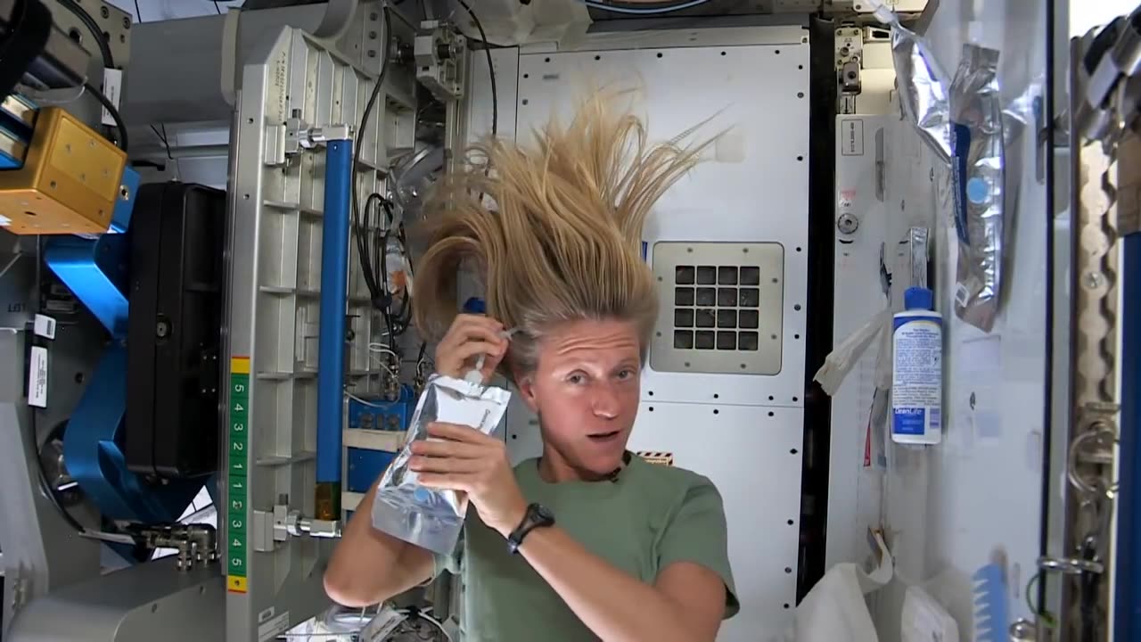 How you wash your hair in space