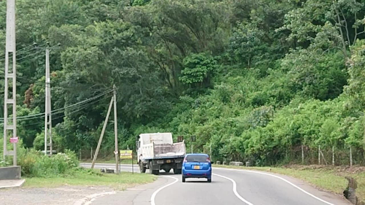 Srilanka beautiful road viwes