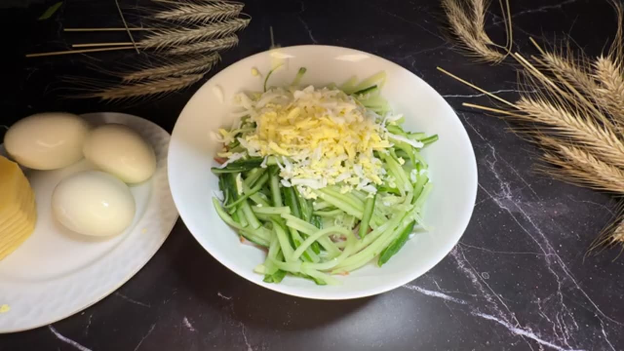 YOU TRIED? The PERFECT salad of juicy ham, fresh cucumber, turns out crispy and very tasty!