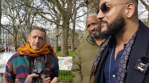 Speakers Corner_Muslim Tries To Tell Ex Muslim Francis How He Should Have Behave