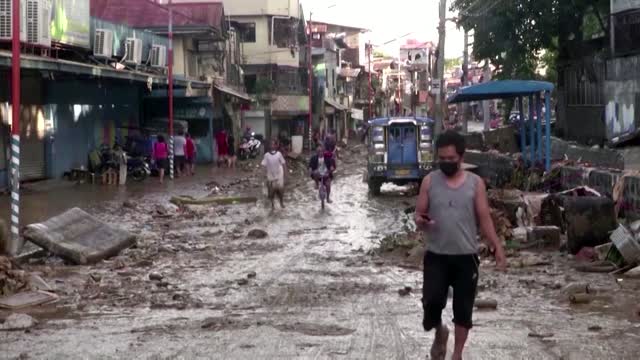 UN climate talks drift into overtime