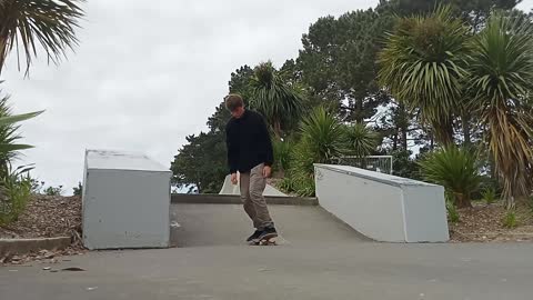 Switch Heelflip