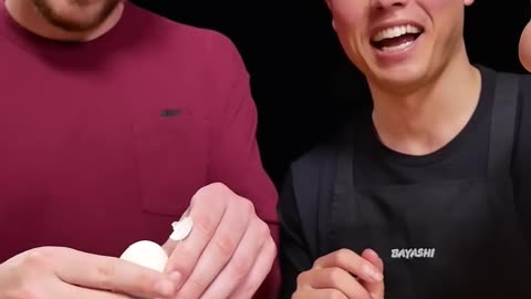 Mr beast making egg sandwich🍔