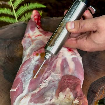 We buried the lamb arm in the Ground 🔥🔥🔥