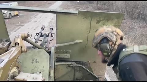 Footage From Ukrainian AAA Unit