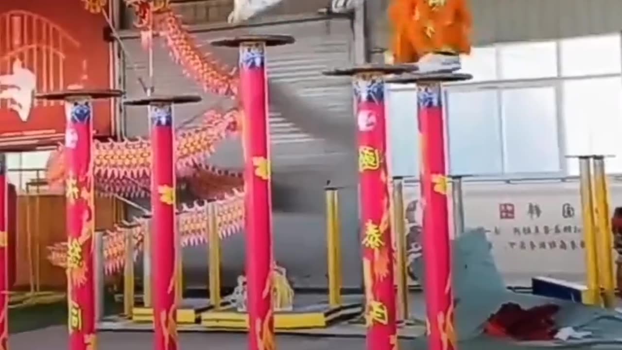 #Impressive Dragon Dance Routine