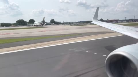 American 737-800 Takeoff out of Charlotte, Inflight, Firm Landing at New York JFK